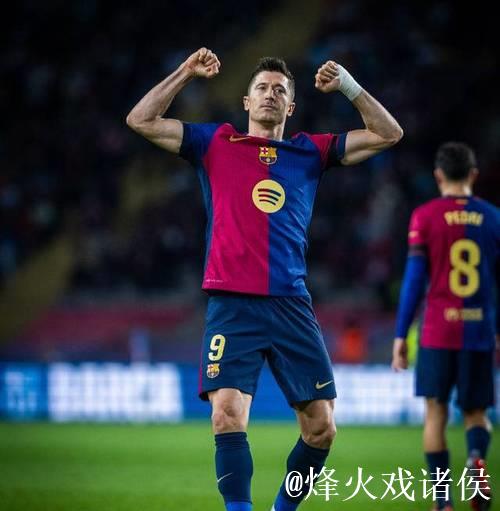 欧冠:莱万建功奥斯梅恩救主,巴萨1-1战平那不勒斯 欧冠:莱万建功奥斯梅恩救主,巴萨1-1战平那不勒斯